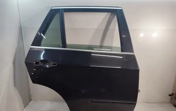 BMW X5 E70 Rear door