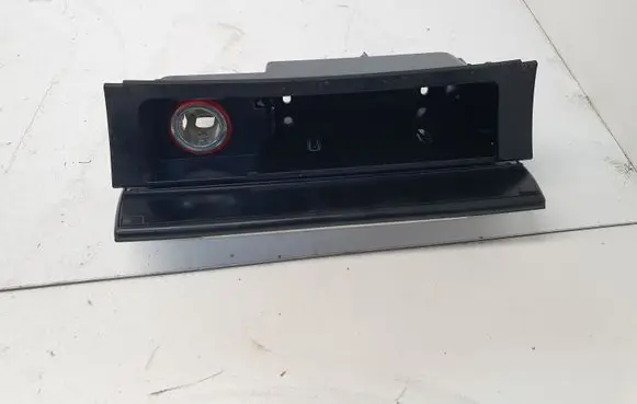 Volkswagen PASSAT B6 Ashtray (front) 3C0863284 3C0857961