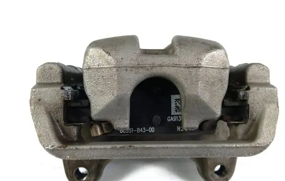 Chevrolet Silverado Rear brake caliper