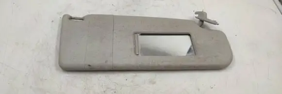 Volkswagen Golf V Sun visor