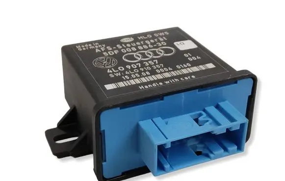Audi A6 S6 C6 4F Light module LCM 4L0907357 4L0910357 5DF00888630