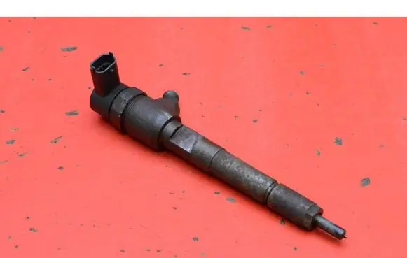 Opel Corsa C Fuel injector 0445110083