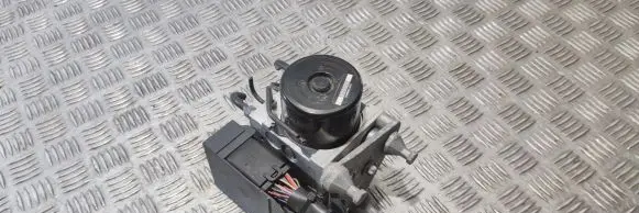 Mercedes-Benz C W204 ABS Pump A1729014100