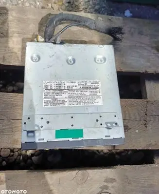 Mercedes-Benz ML W166 CD/DVD changer A1669062100