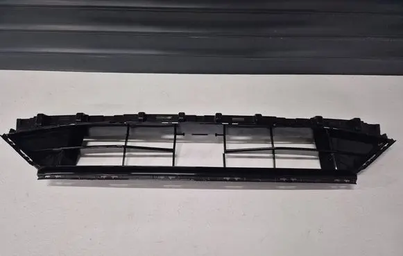 Ford Kuga III Front bumper lower grill LV4B17945S