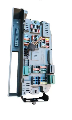 BMW X5 E70 Fuse module 518966010