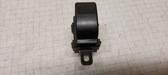 Mazda 6 Electric window control switch 3583P37