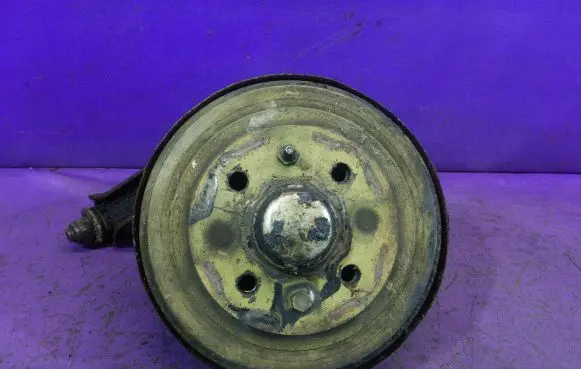 Fiat 126 Front wheel hub spindle knuckle 