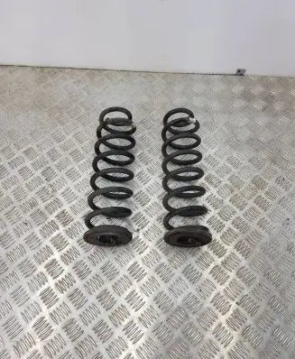 Volkswagen Tiguan Rear coil spring 5QF511115
