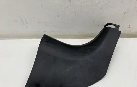 Hyundai IONIQ 6 Front sill trim cover 85824KL000
