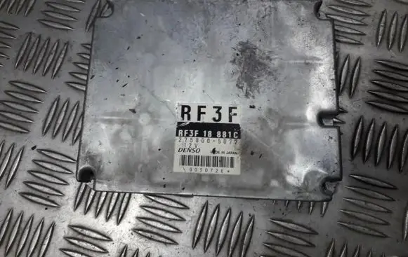 Mazda 323 Engine control unit/module 2758005072 275800-5072