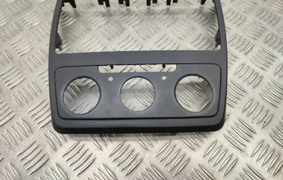 Climate control/heater control trim
