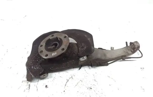 Porsche Cayenne (92A) Front wheel hub spindle knuckle