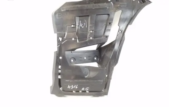 BMW Z4 E89 Rear bumper mounting bracket 7192044