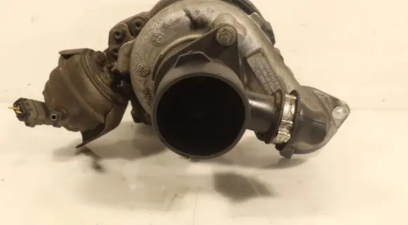 Volvo V50 Turbo 9686120680