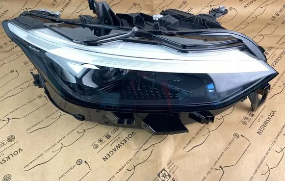 Audi A3 S3 8V Headlight/headlamp