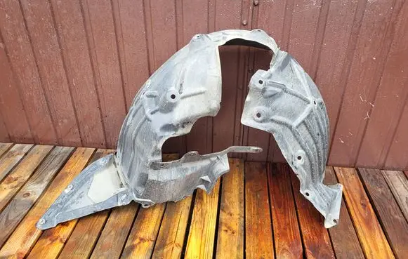 Mazda 2 Front arch d43nk7016 K7016