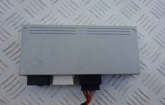 BMW 2 F45 Tailgate/trunk control unit/module 