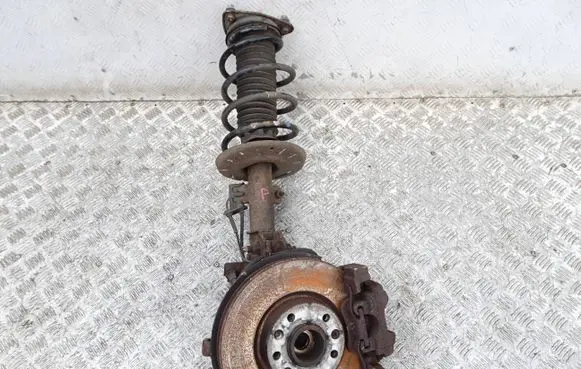 Citroen C4 II Picasso Front wheel hub spindle knuckle sadf