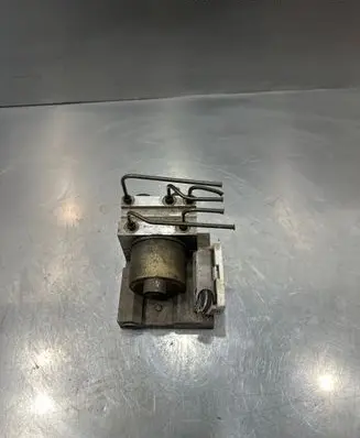 Suzuki Grand Vitara I ABS Pump 0104118636