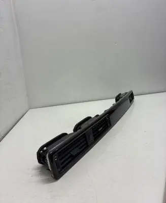 Volvo S80 Dash center air vent grill 30791456 31390082