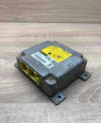 Mitsubishi Pajero Airbag control unit/module MR472774 1523003440 774DPS