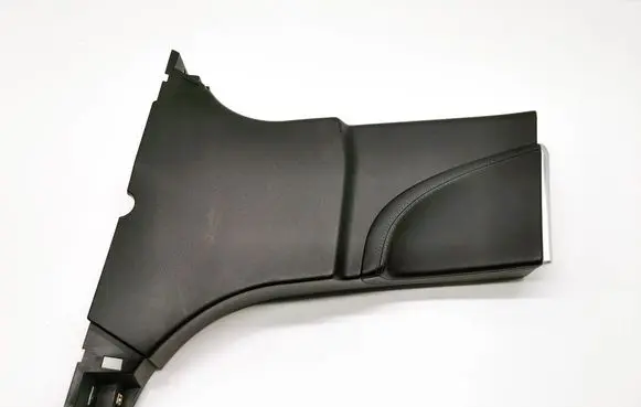Tesla Model S (B) pillar trim (bottom) 1020769-00-C
