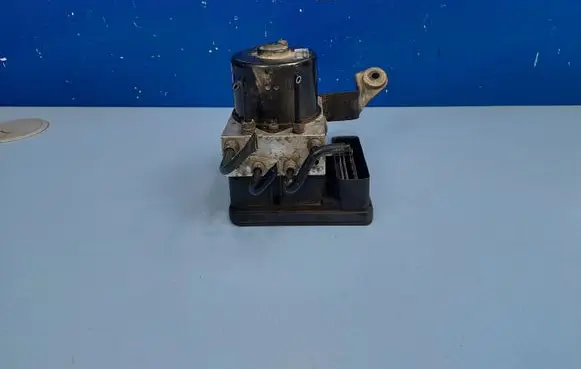 Mazda 3 I ABS Pump 3M512C405AD 10020600484