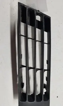 Audi A4 S4 B5 8D Front bumper lower grill 8D0807345AA