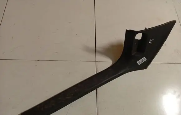 Skoda Octavia Mk2 (1Z) Front sill trim cover 1Z1863483
