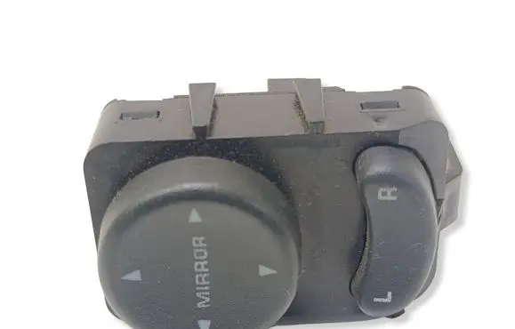 Chrysler Voyager Wing mirror switch 4685317
