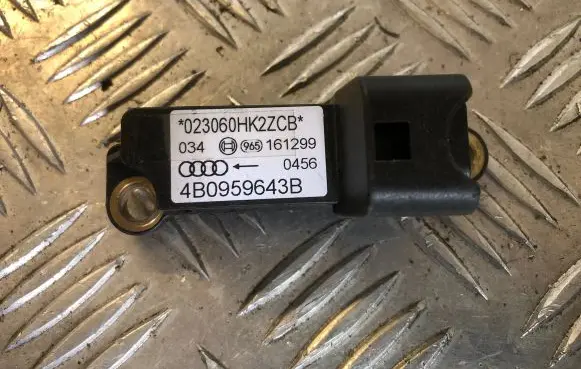 Audi A6 S6 C5 4B Airbag deployment crash/impact sensor 4B0959643B 161299 023060HK2ZCB