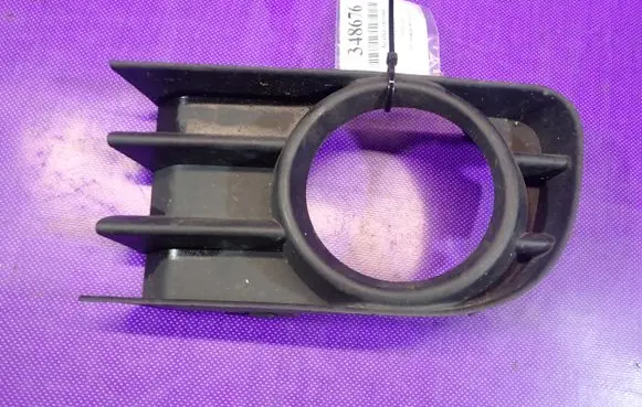 Renault Megane II Front bumper lower grill 8200115117