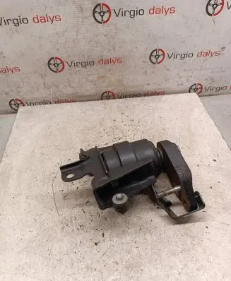 Toyota Corolla Verso AR10 Engine mount bracket