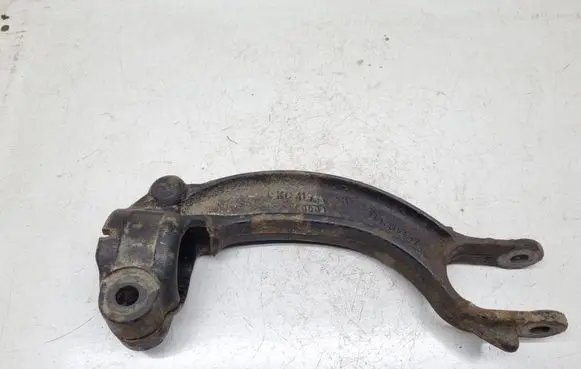 Audi A4 S4 B8 8K Lower shock absorber bracket 8K0413