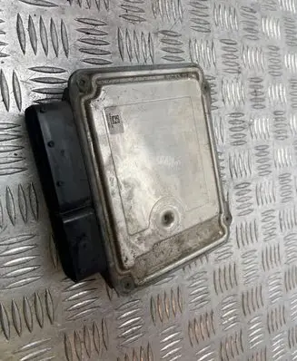 Volkswagen PASSAT B6 Engine control unit/module 03G906021MS 0281013312