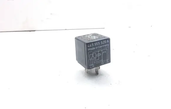 Audi A6 S6 C4 4A Other relay 445955529A 00537400