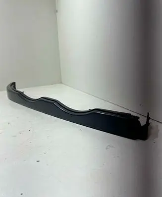 BMW 3 E46 Under headlight/headlamp trim 8208482