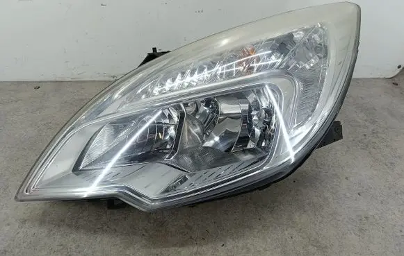 Opel Meriva A Headlight/headlamp 