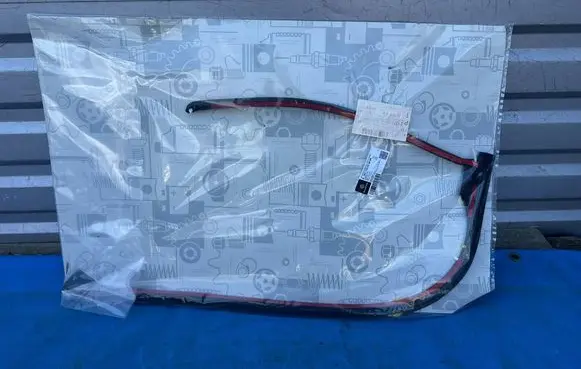Mercedes-Benz Vito Viano W447 Front door rubber seal A4477200154
