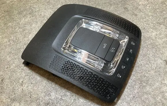 Mercedes-Benz A W177 Front seat light A0009001039 2411180291 000E09