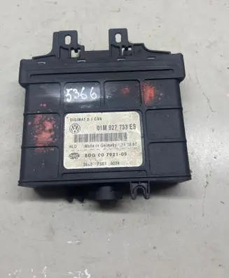 Volkswagen Golf IV Gearbox control unit/module 01M927733ES 5DG00792105