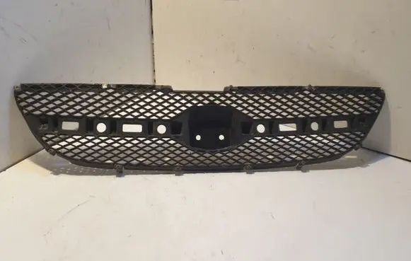 Hyundai Getz Front bumper upper radiator grill 863851C310