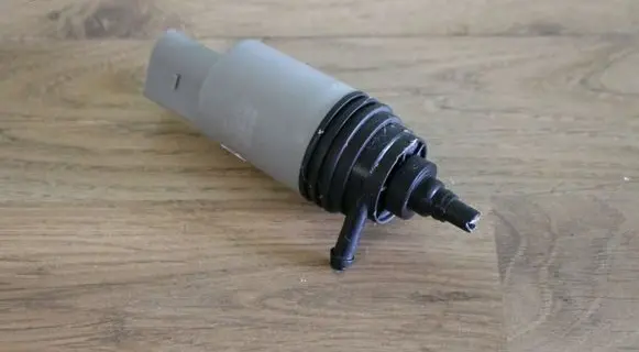 BMW 1 E81 E87 Windscreen/windshield washer pump