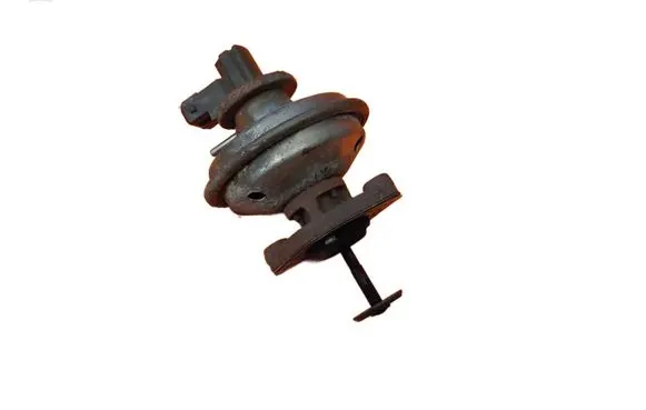 BMW 1 E81 E87 EGR thermostat 70068410