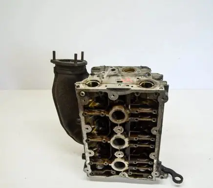 Audi A4 S4 B6 8E 8H Engine head 06C103373E