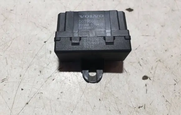 Volvo XC70 Seat heating relay 30795504 211886 07W410