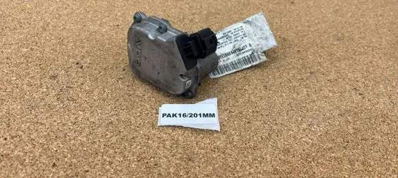 Volkswagen PASSAT B6 Intake manifold valve actuator/motor 059129086