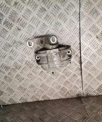 Volkswagen Touran I Engine mount bracket 1k0199z62as