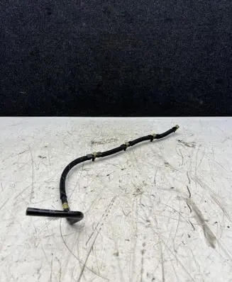 Volkswagen Crafter Fuel injector supply line/pipe 